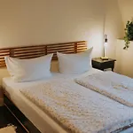 Staymosel Ferienwohnungen *