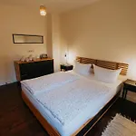 Staymosel Ferienwohnungen *